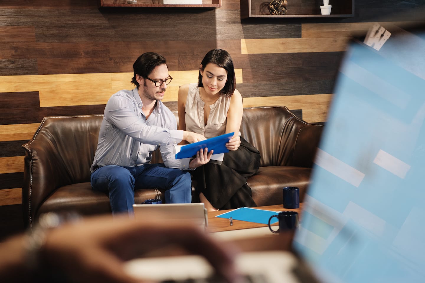 business man and woman meeting at work in office QX9VMGL